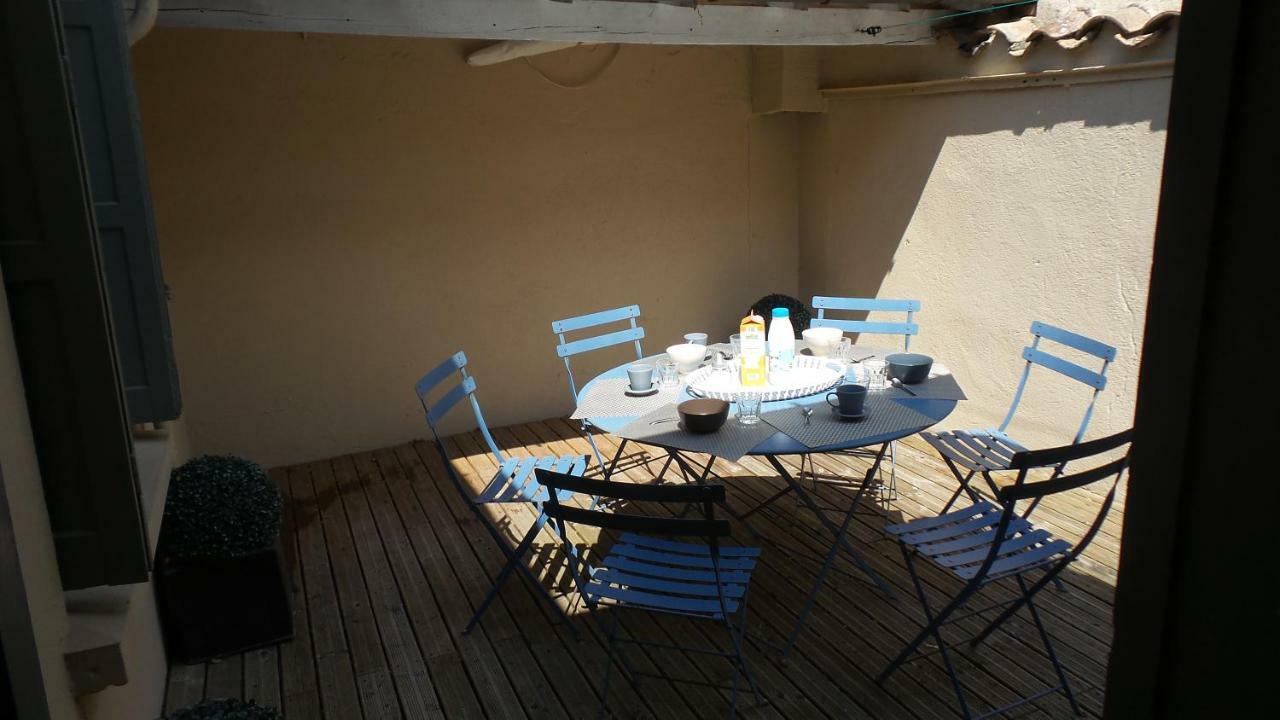 Spacieux Logement Face A La Cite Medievale Carcassonne Exterior foto
